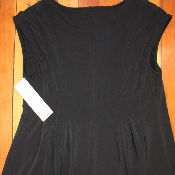 New With Tags Liz Lange Maternity Dress - Picture 7 of 9